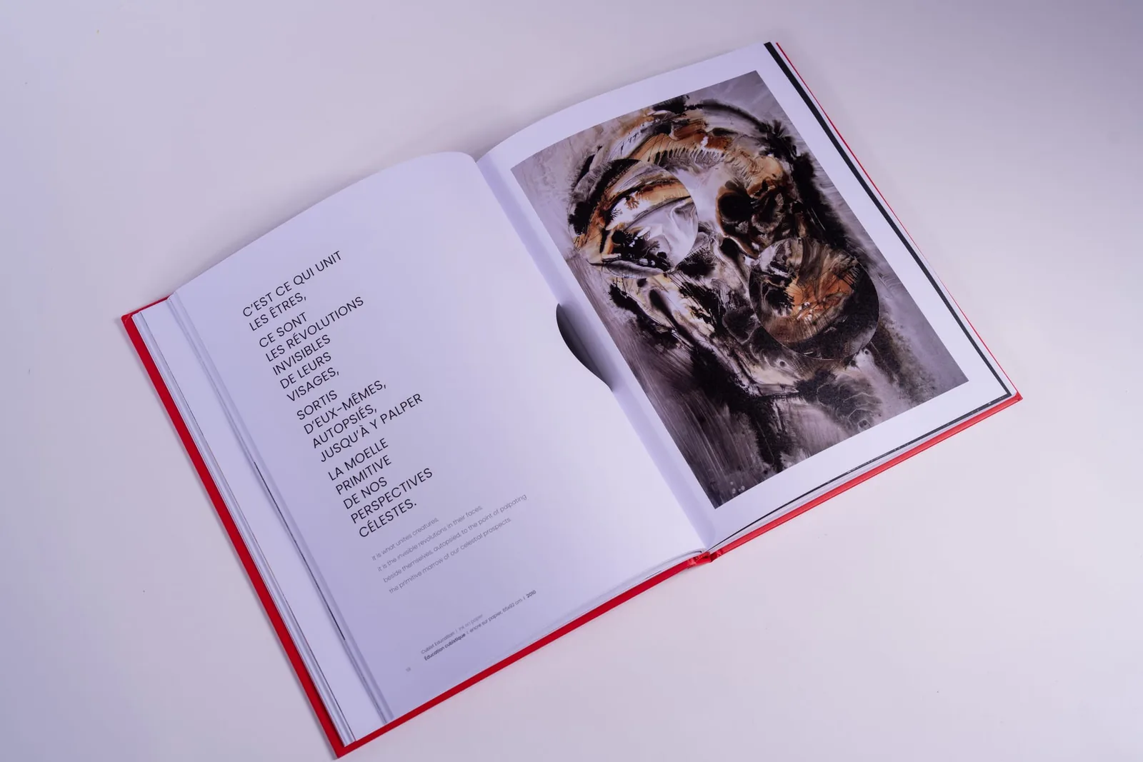 Faces & Archetypes — double page intérieure